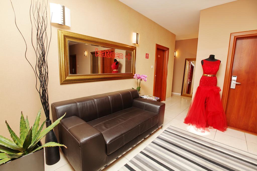 City Hotel Nitra With Free Parking Εξωτερικό φωτογραφία