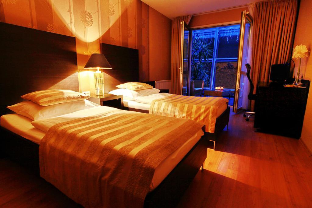 City Hotel Nitra With Free Parking Δωμάτιο φωτογραφία
