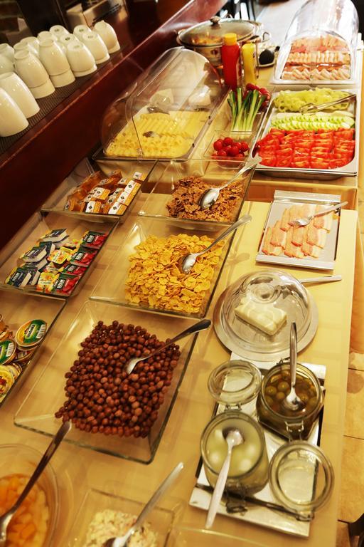 City Hotel Nitra With Free Parking Εξωτερικό φωτογραφία